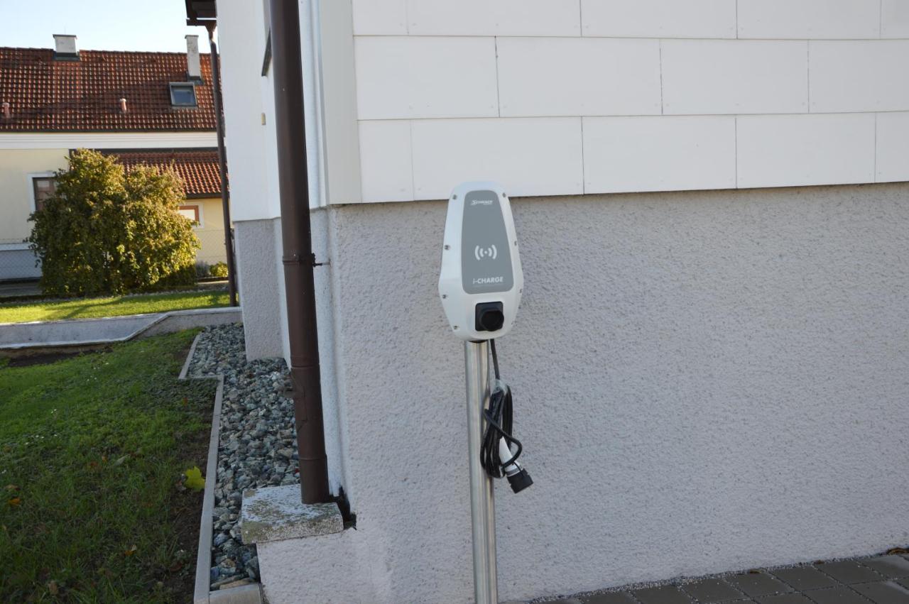 Kinderlachen Garantiert Lutzmannsburg Exterior photo