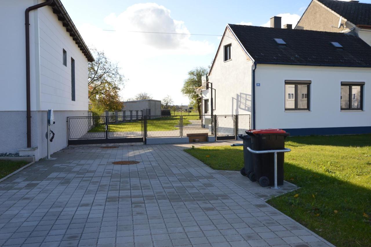 Kinderlachen Garantiert Lutzmannsburg Exterior photo